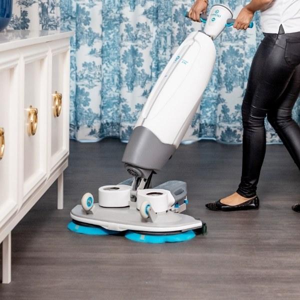 i-mop XXL Cleaning Show Home