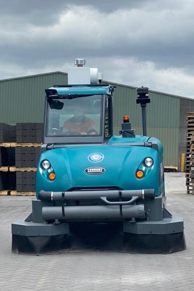 Tennant S30 HEPA Sweeper Tennant S30 HEPA Sweeper