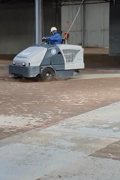 Hazardous Dust Sweeping Hazardous Dust Sweeping