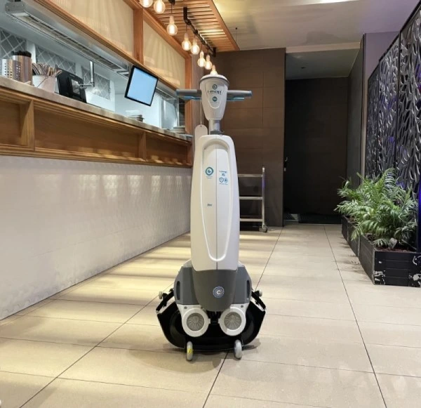 i-mop XL Pro cleaning RSL Club