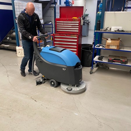 iMx50B Medium Battery Walk-Behind Scrubber Hire