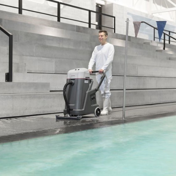 Nilfisk VL500 75 ERGO Wet &amp; Dry Vacuum