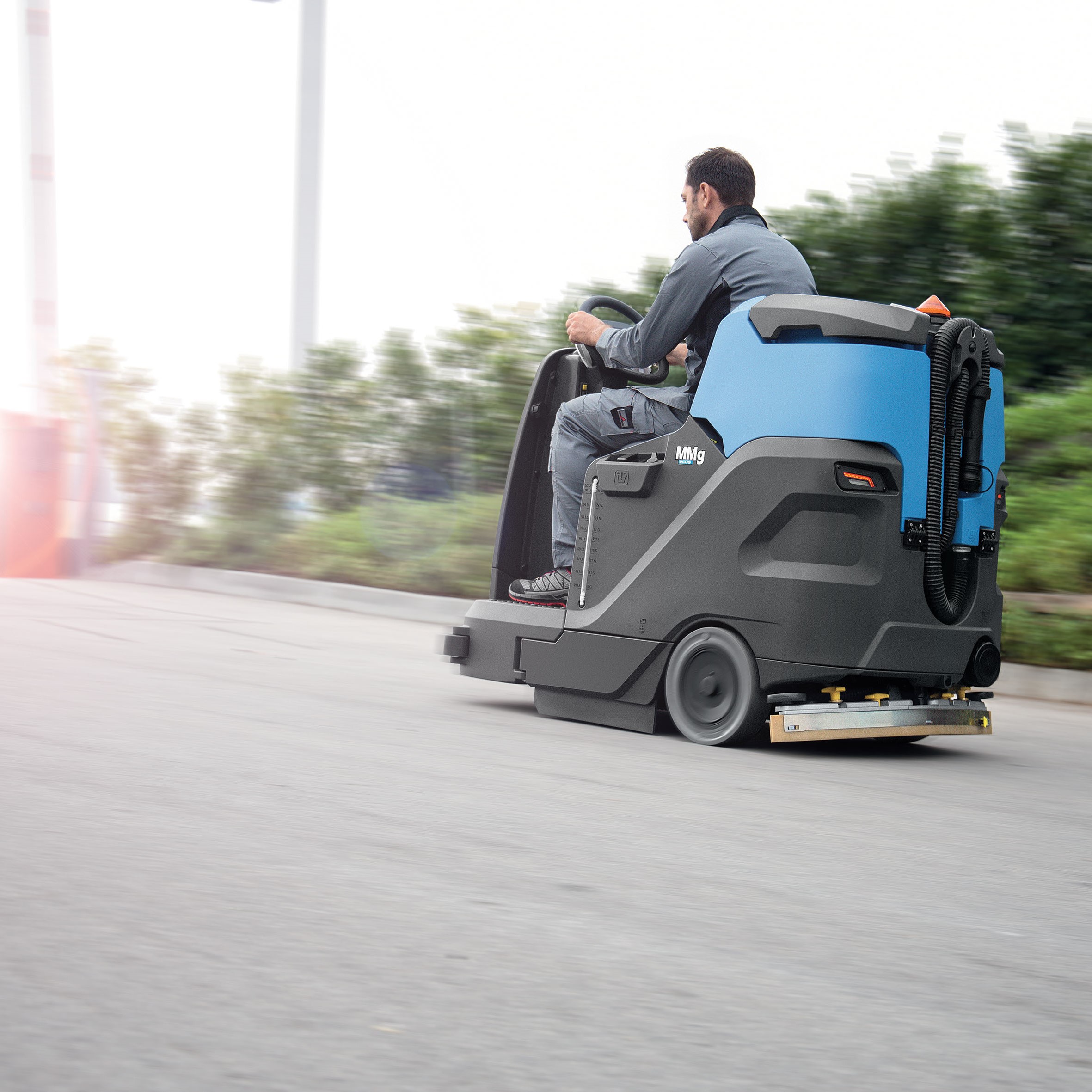 MMg Plus Ride-On Scrubber Dryer