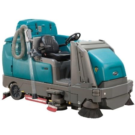 M17 Sweeper-Scrubber On-Board Pressure Washer